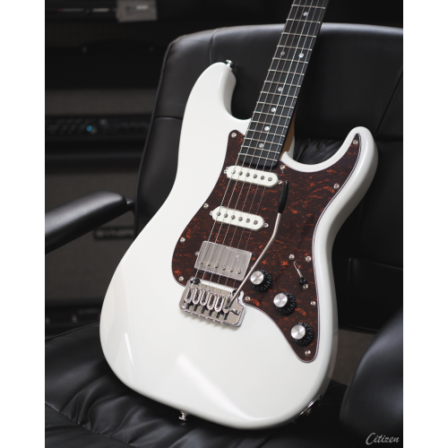 Model CS - Electric Guitar